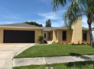 4726 Soapstone Dr, Tampa, FL 33615