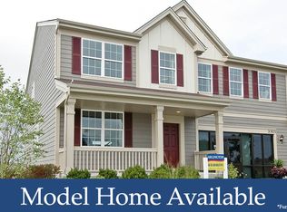 3301 Stratton St, Elgin, IL 60124