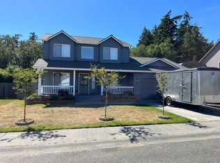 751 SW Puffin St, Oak Harbor, WA 98277