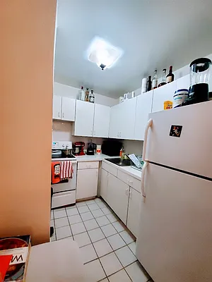 Rented by Compass | media 19