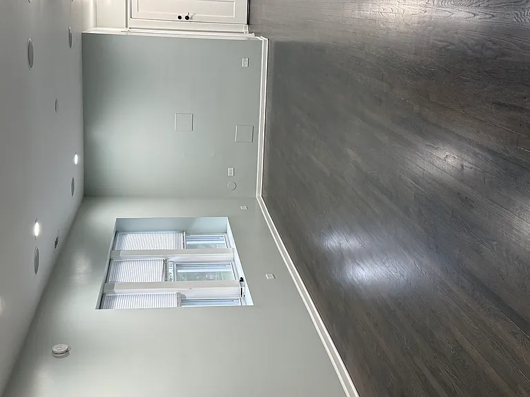 3825 W Roscoe St #2W — Photo 7