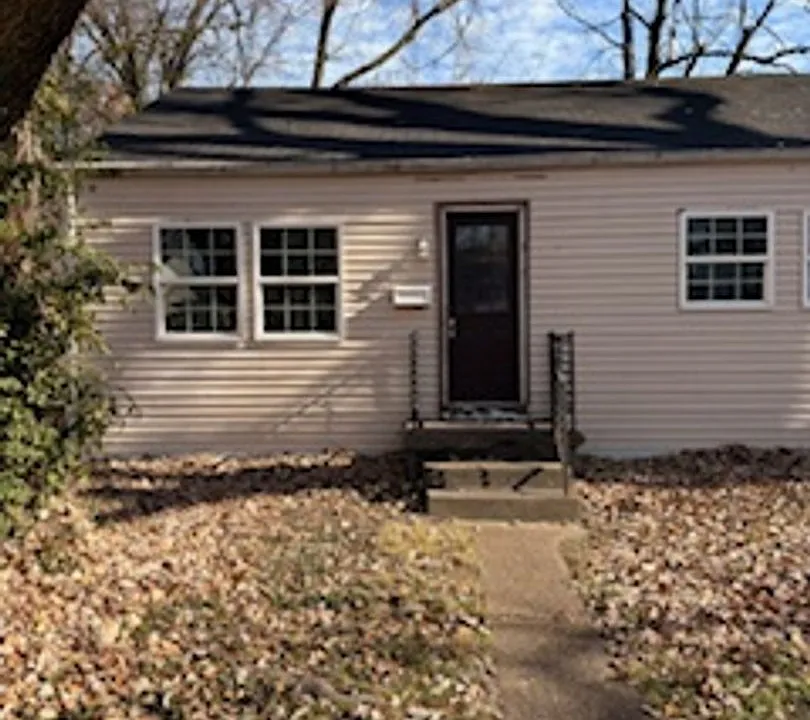 2423 & 2425 Negley Ct