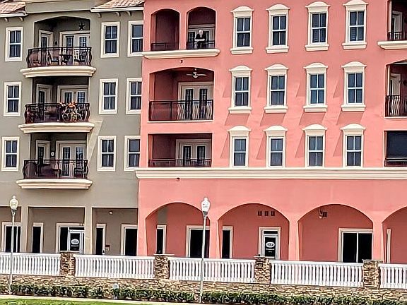 4th image of 424 Luna Bella Ln W #414