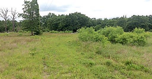 3rd image of 8395 Gilpin Ln