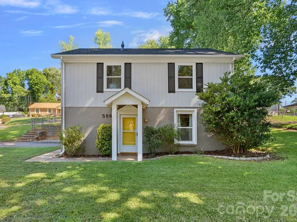 5662 Coulee Pl, Charlotte, NC 28217
