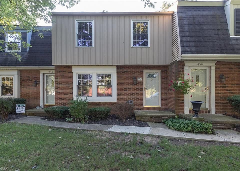 1st image of 652 Smokerise Dr