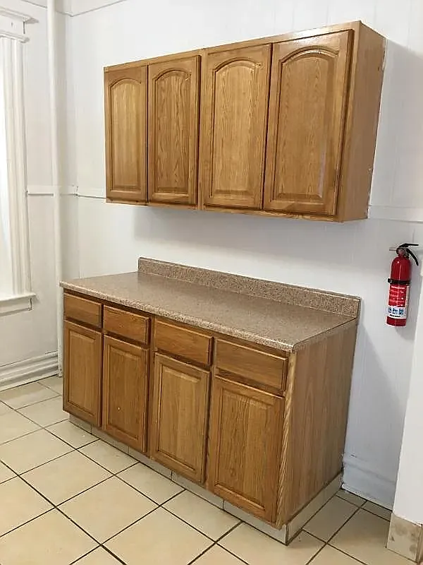 3 bed, 1000 sqft, $2,094 — Photo 2