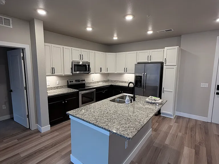 14331 E Tennessee Ave #204 — Photo 2