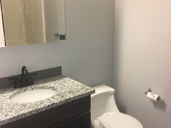 4th image of 7215 NE 126th Ct