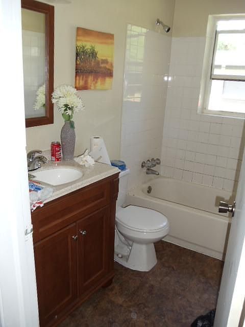2nd image of 408 N 40th St