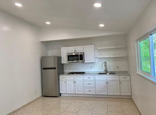 (Undisclosed Address), Oxnard, CA 93033