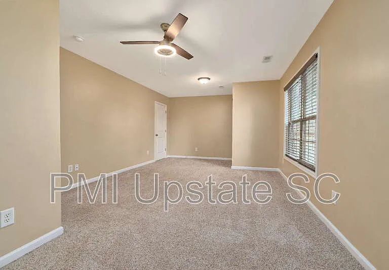 218 Marefair Ln — Photo 18