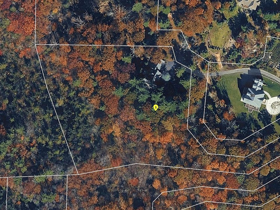 1st image of 130 Forest Ave