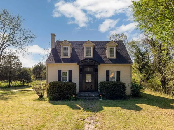 1533 Lee Hwy, Verona, VA 24482