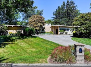 3604 Woodvalley Dr, Pikesville, MD 21208