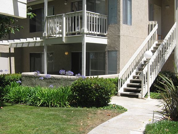 2nd image of 675 Diamond Way APT 140