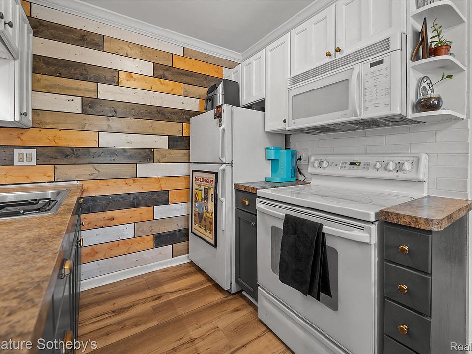 2820 Woodslee Dr Apt 205, photo 9