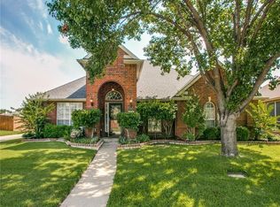 1353 Edmonton Dr, Lewisville, TX 75077