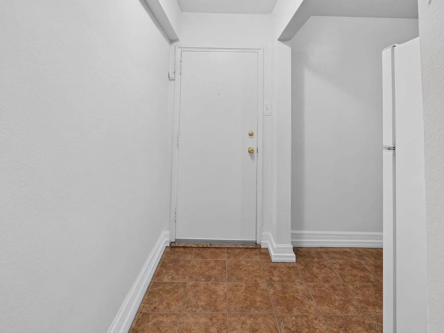 1441 Somerset Pl NW — Photo 3
