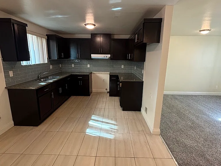 1552 E Martin Luther King Blvd — Photo 6