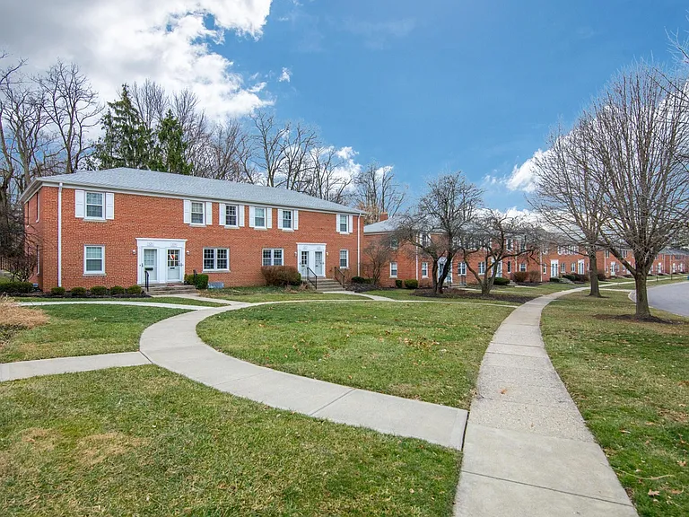 105 E Selby Blvd — Photo 8