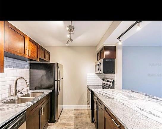 5th image of 3909 W Cleveland St APT 203