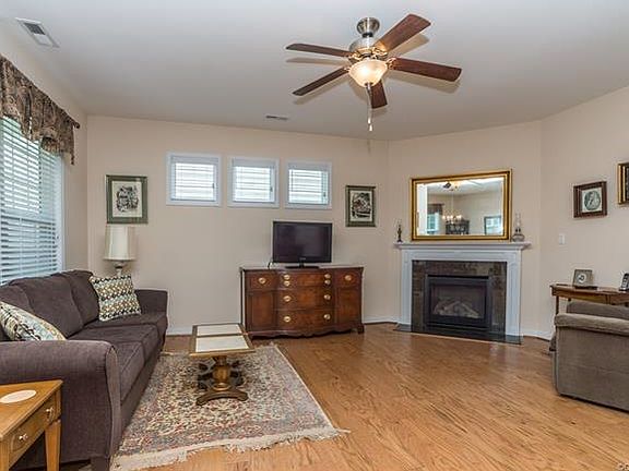 5th image of 8097 Saddle Crest Dr