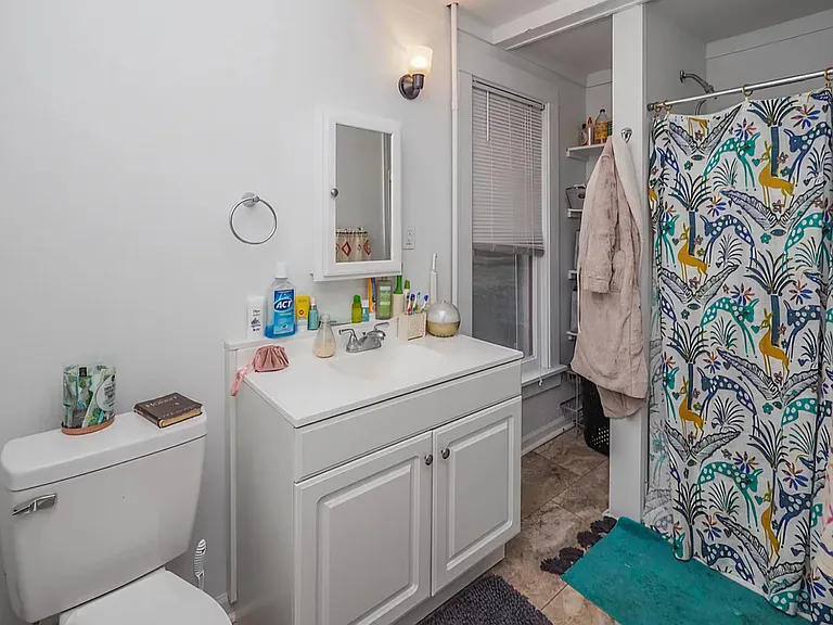 907 Walwood Pl #1 — Photo 9