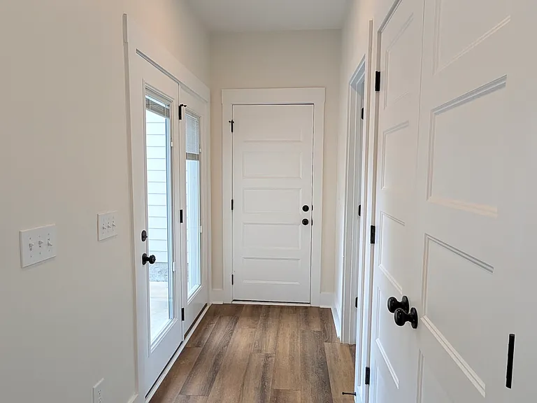 202 S Hancock St — Photo 17