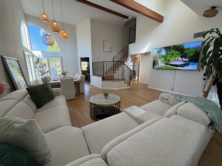22411 Holly Ct — Photo 37