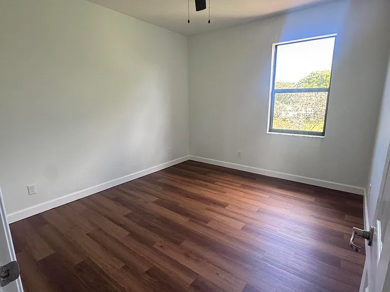 4648 Silver Saw Ln — Photo 13