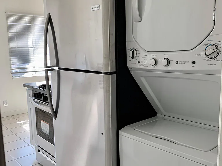 4172 Somerset Dr — Photo 5