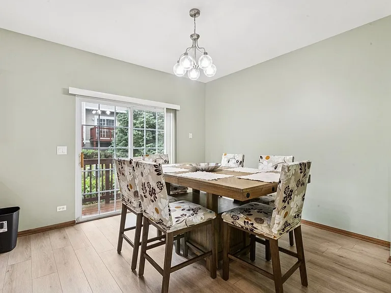 515 Declaration Ln — Photo 13