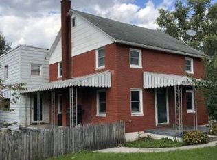 50 700th Rd, New Oxford, PA 17350