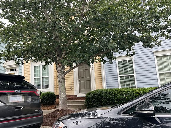 3rd image of 931 White Point Dr