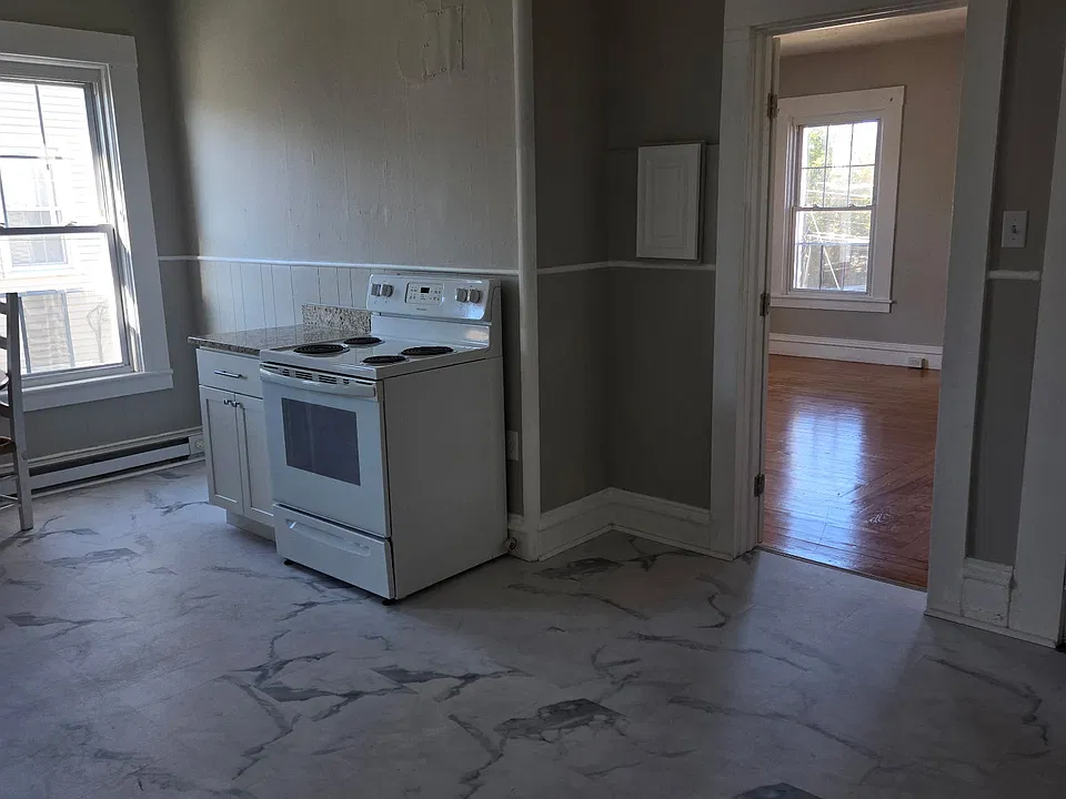 173 S Main St #2