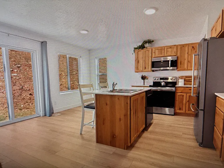 1988 S Marigold Way — Photo 6