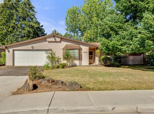 1245 N Maple St, Canby, OR 97013