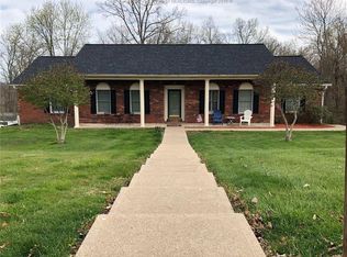 3004 Hillpoint Dr, Charleston, WV 25302