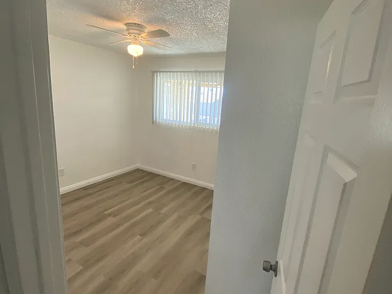 1121 Barstow Rd #C — Photo 20