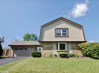 500 W Parkview Ter, Algonquin, IL