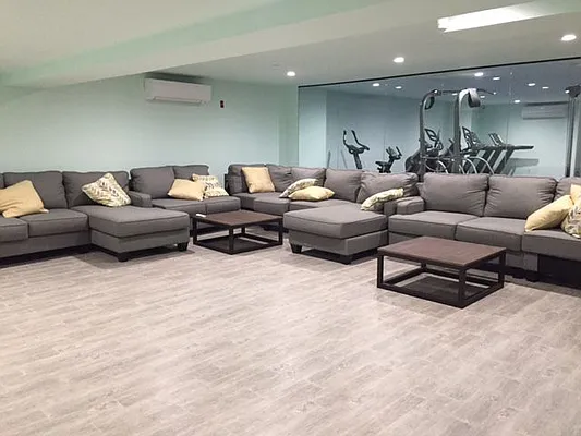 Rented by Nooklyn NYC LLC | media 90