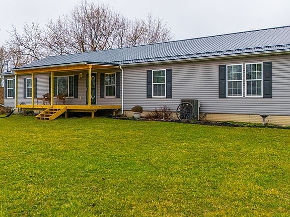 3rd image of 41152 Black Oak Rd