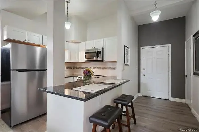 3233 Vallejo St #1A — Photo 10
