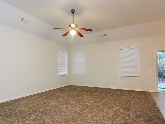 5th image of 1687 Preserve Park Dr