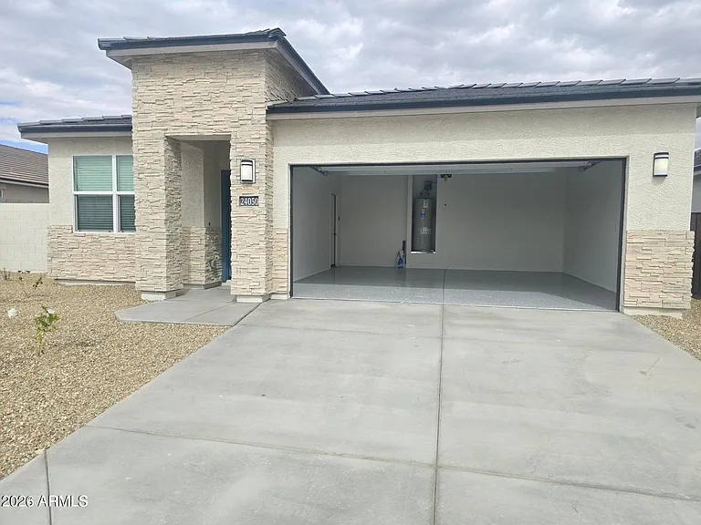 24050 W Flores Dr — Photo 2