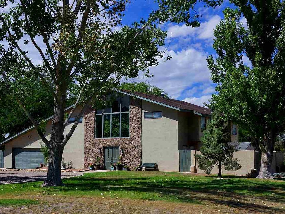 1st image of 415 Tierra Berrenda Dr