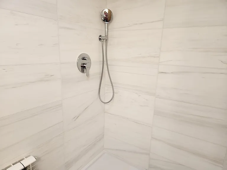 411 Hoboken Rd #1 — Photo 6