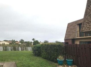 5502 Waterview Cir, Palm Springs, FL 33461