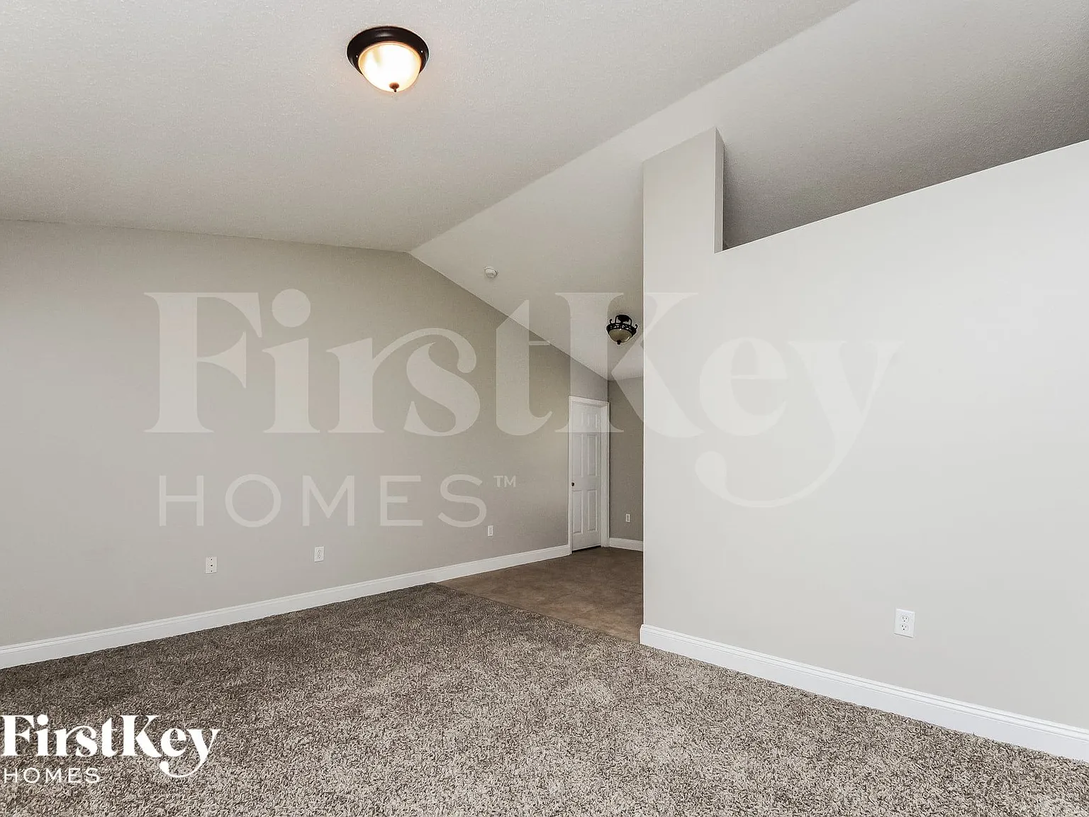 3 bed, 2.0 bath, 1383 sqft, $1,935 — Photo 4